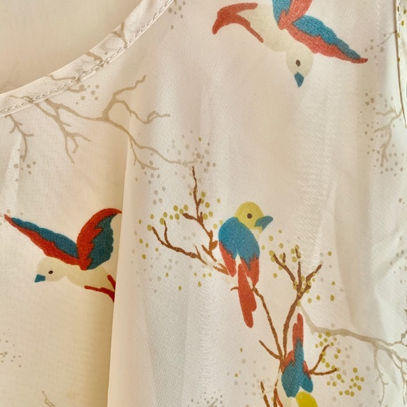 XXI bird flounce sleeveless top - Picture 3 of 4